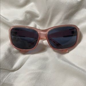 Costa Del Mar - women’s “Inlets” in pink.